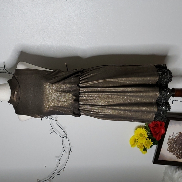 NEW Alice & Olivia Estelle Dress Gold Metallic Cocktail Luxury Lame Celeb Style - Picture 4 of 14